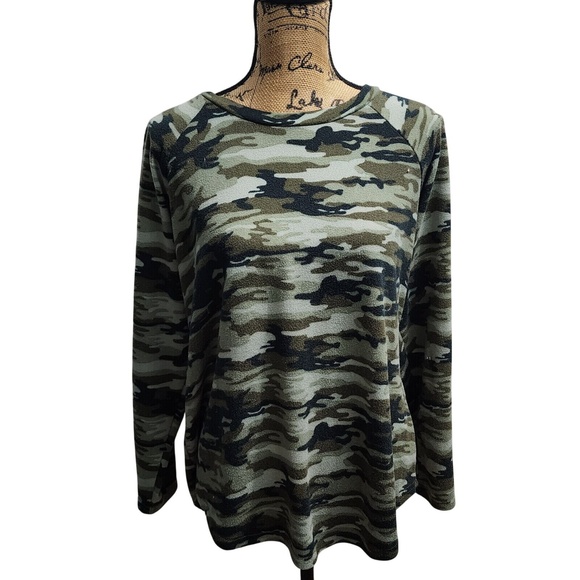 Bobbie Brooks‎ Plus Size Camo Print Long Sleeve Top Pullover 1X - Picture 1 of 4